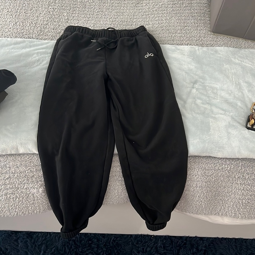ALO sweatpants